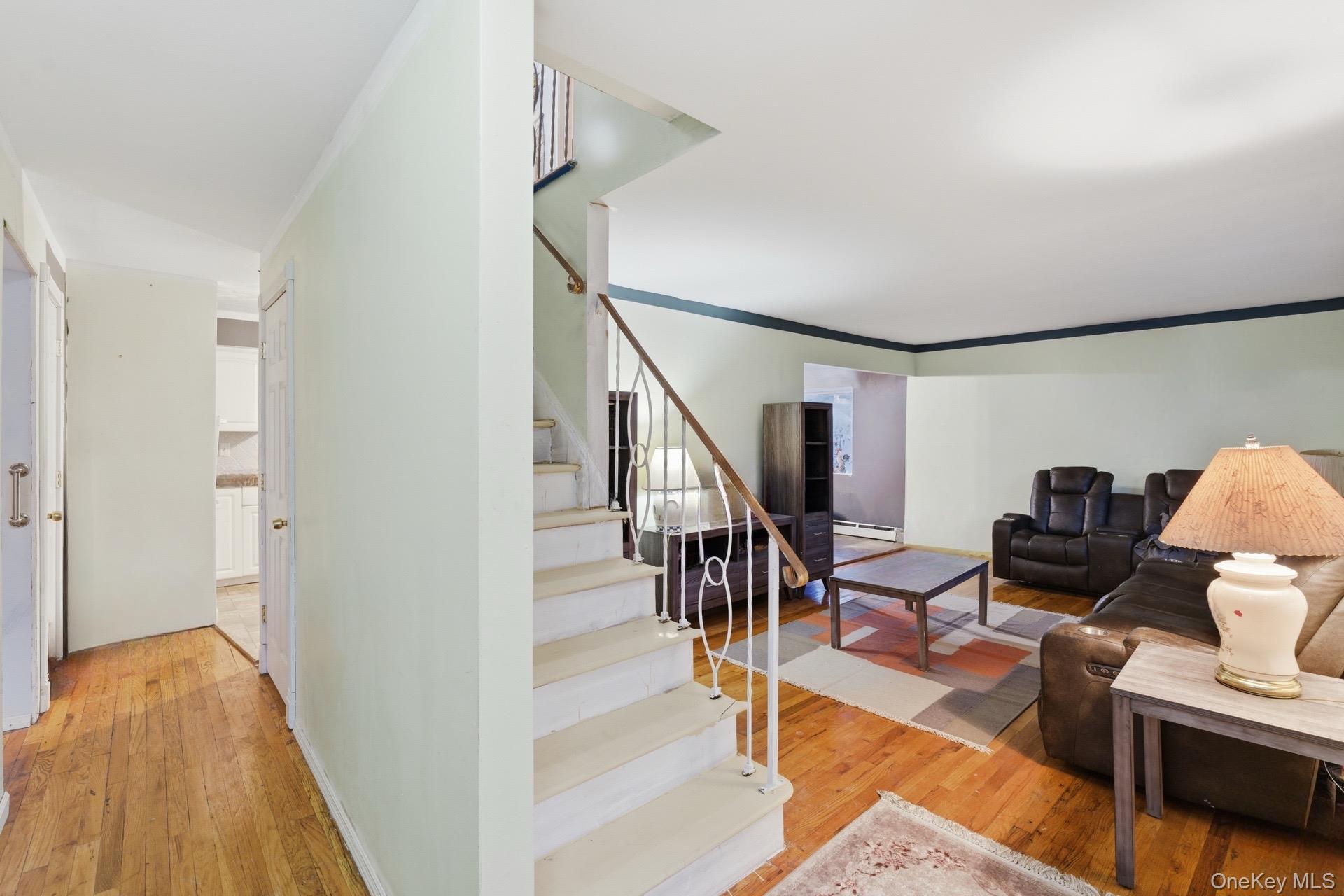 Single Family Val Suffolk County, NY 11741, MLS-938389-3