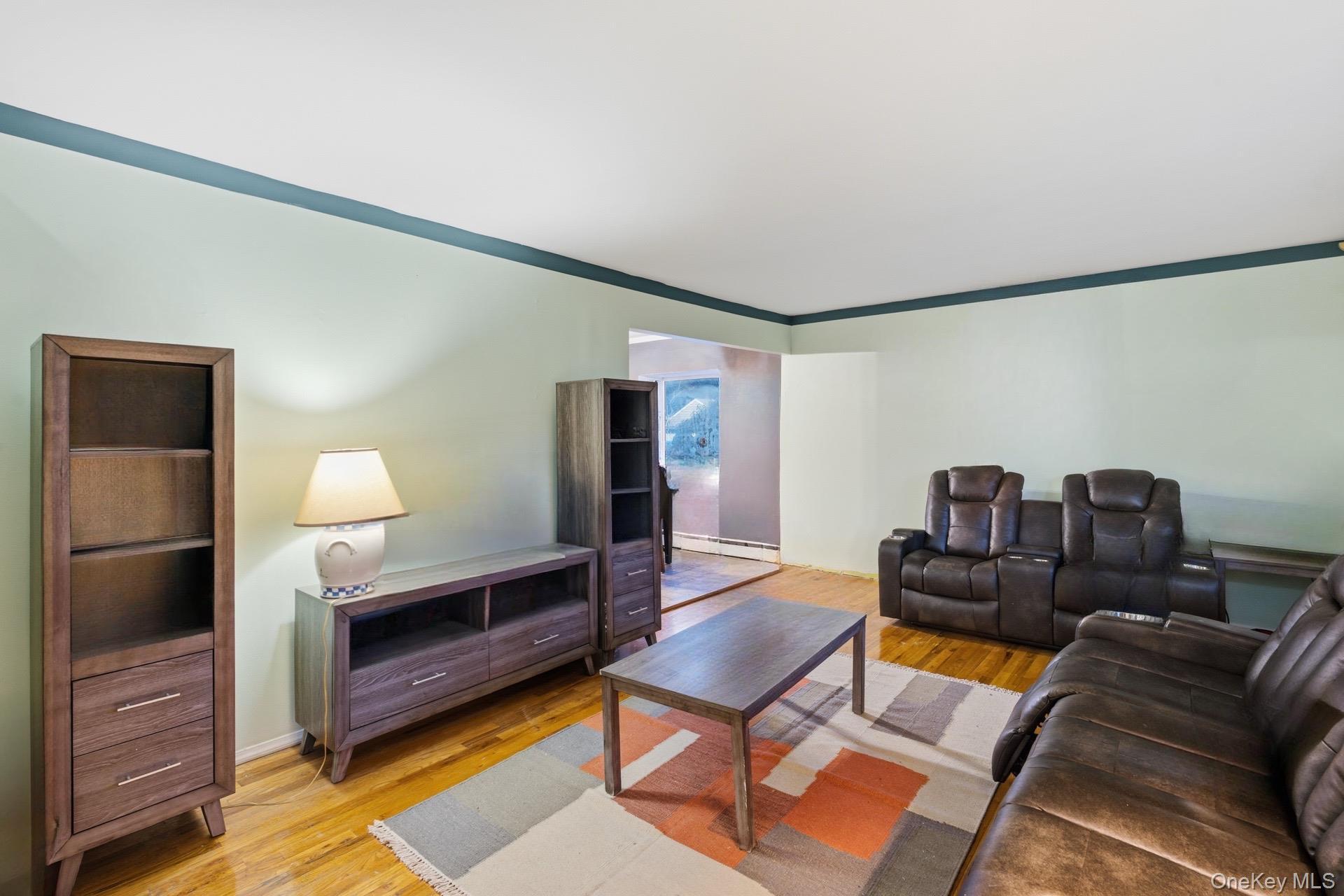 Single Family Val Suffolk County, NY 11741, MLS-938389-4