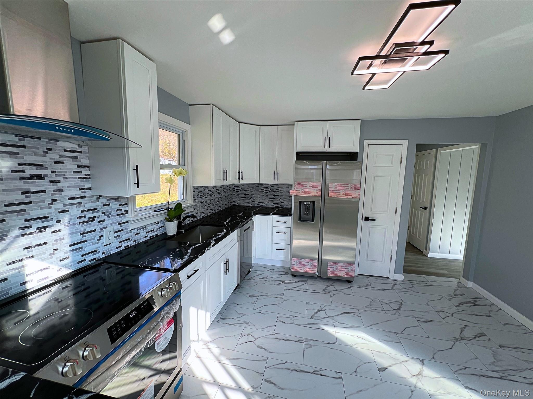 Single Family Union Orange County, NY 12553, MLS-938409-10