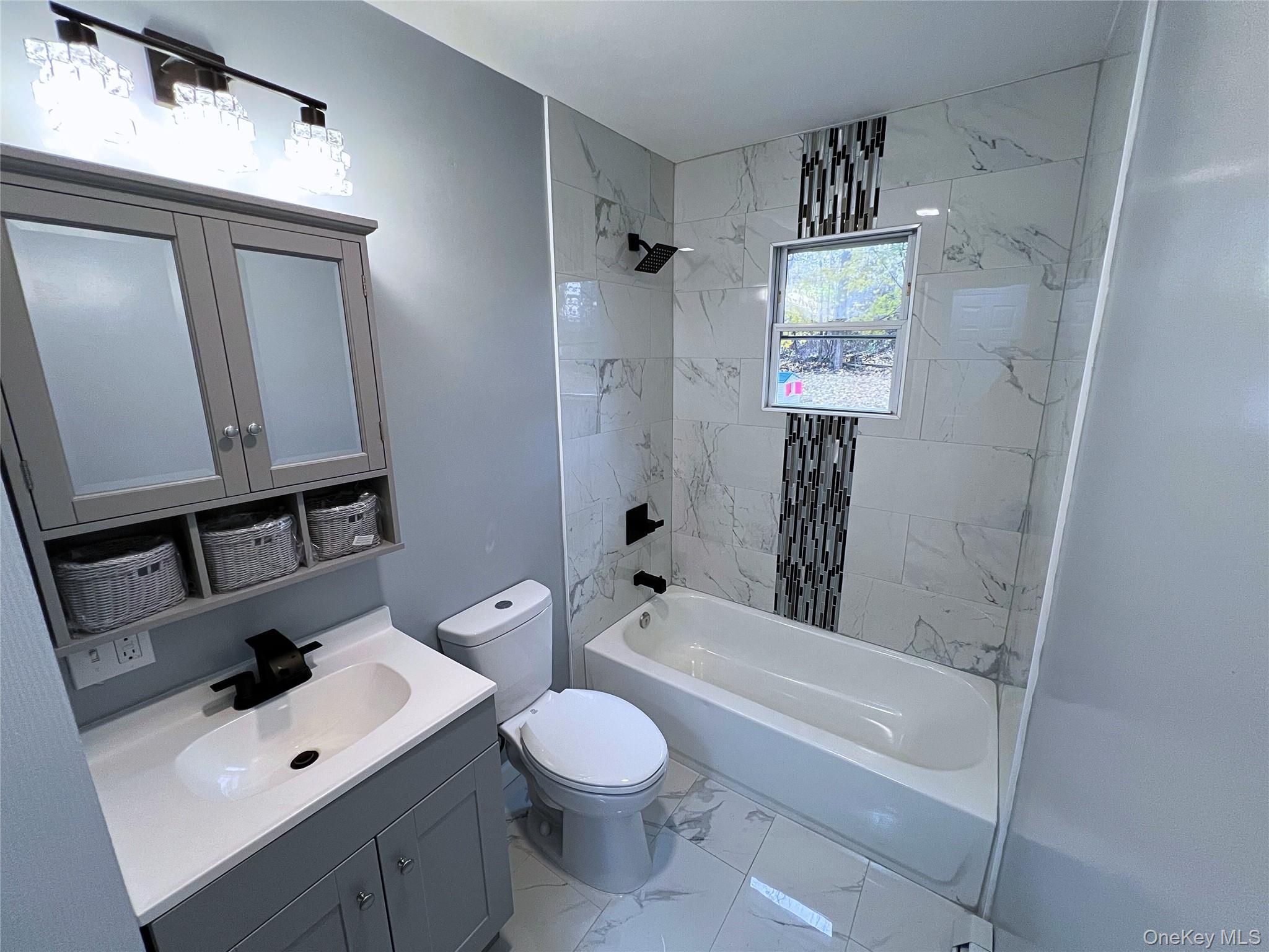 Single Family Union Orange County, NY 12553, MLS-938409-13