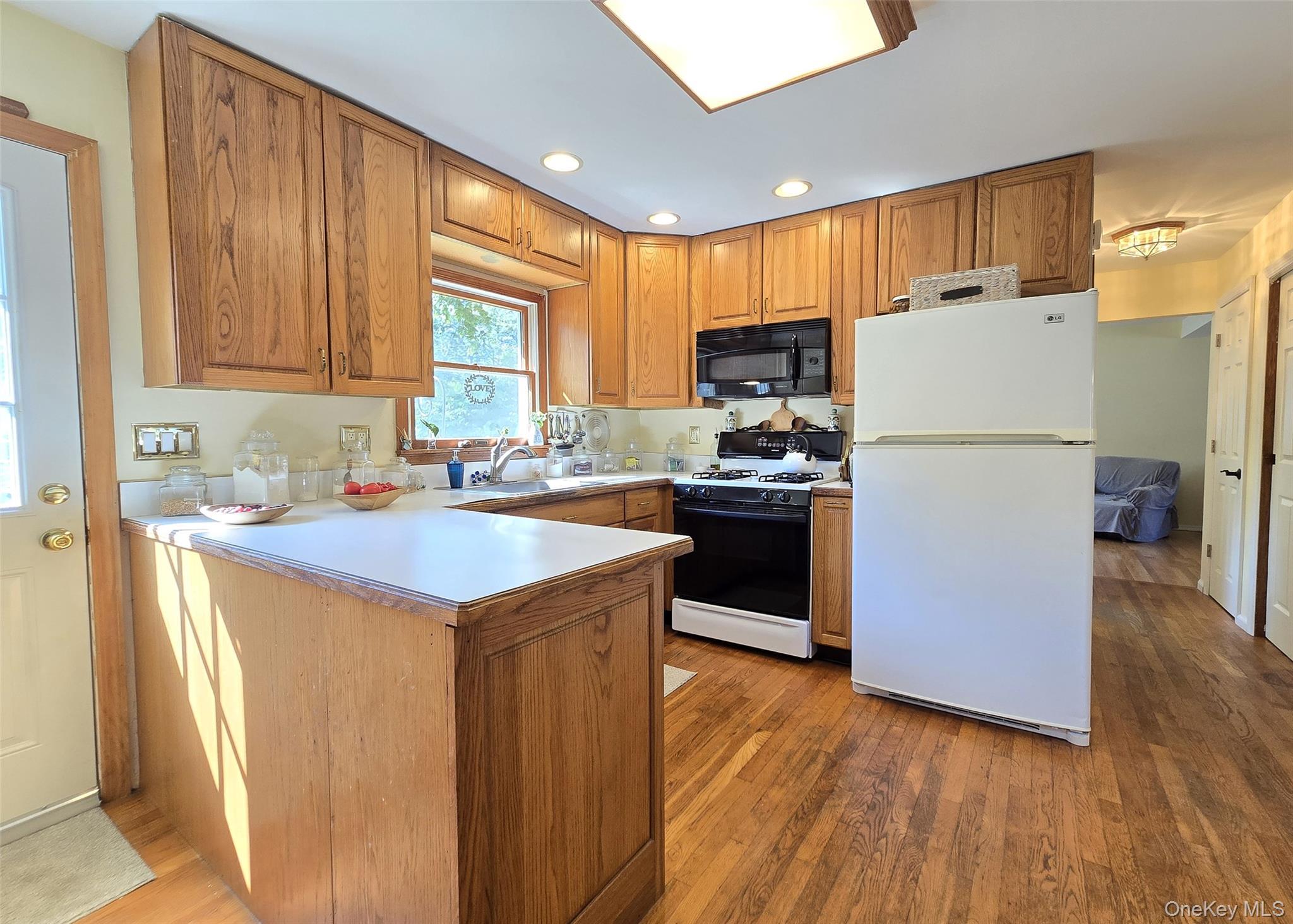 Single Family Noel Suffolk County, NY 11720, MLS-938421-8