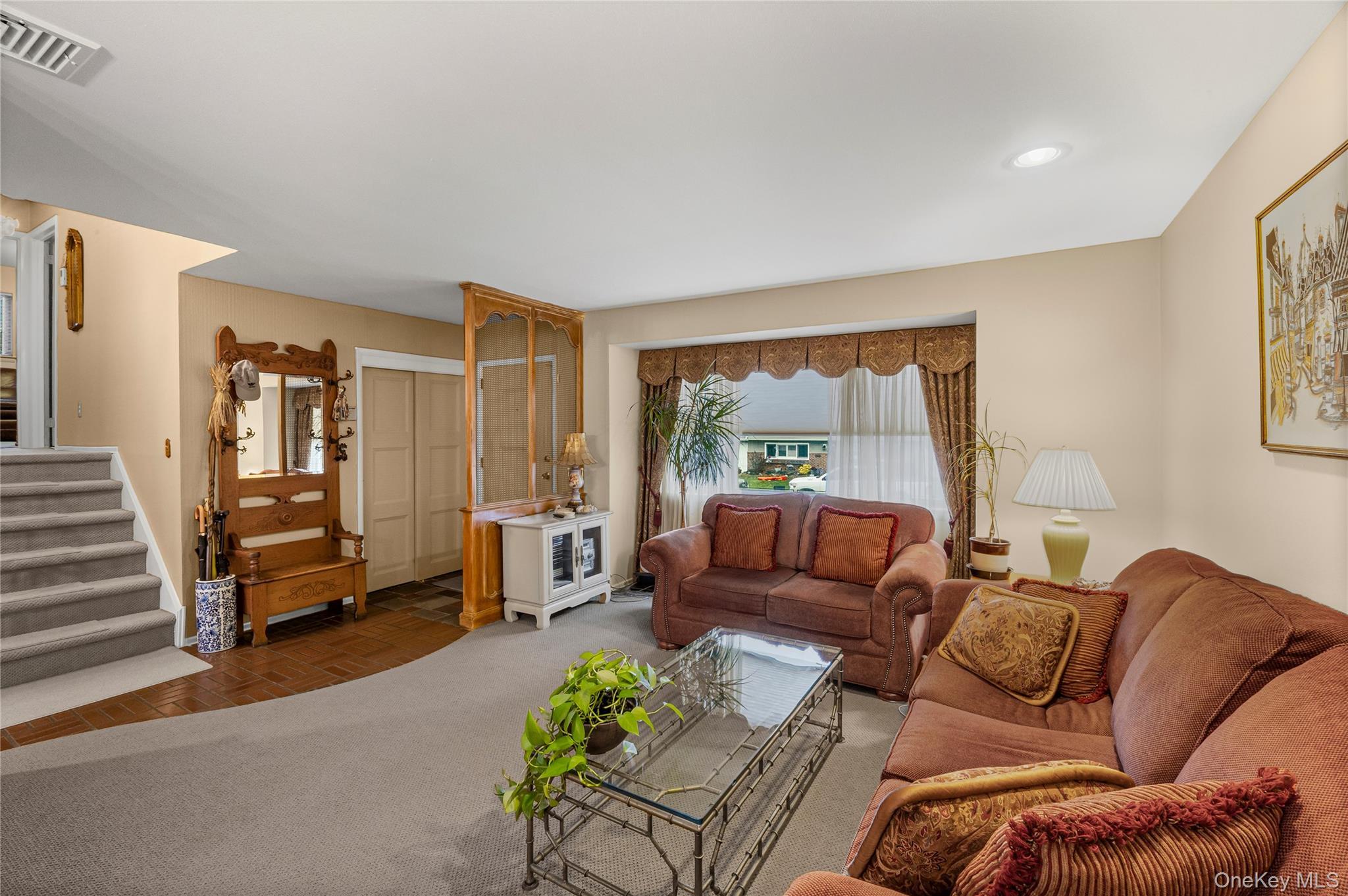 Single Family Florin Nassau County, NY 11710, MLS-938424-11