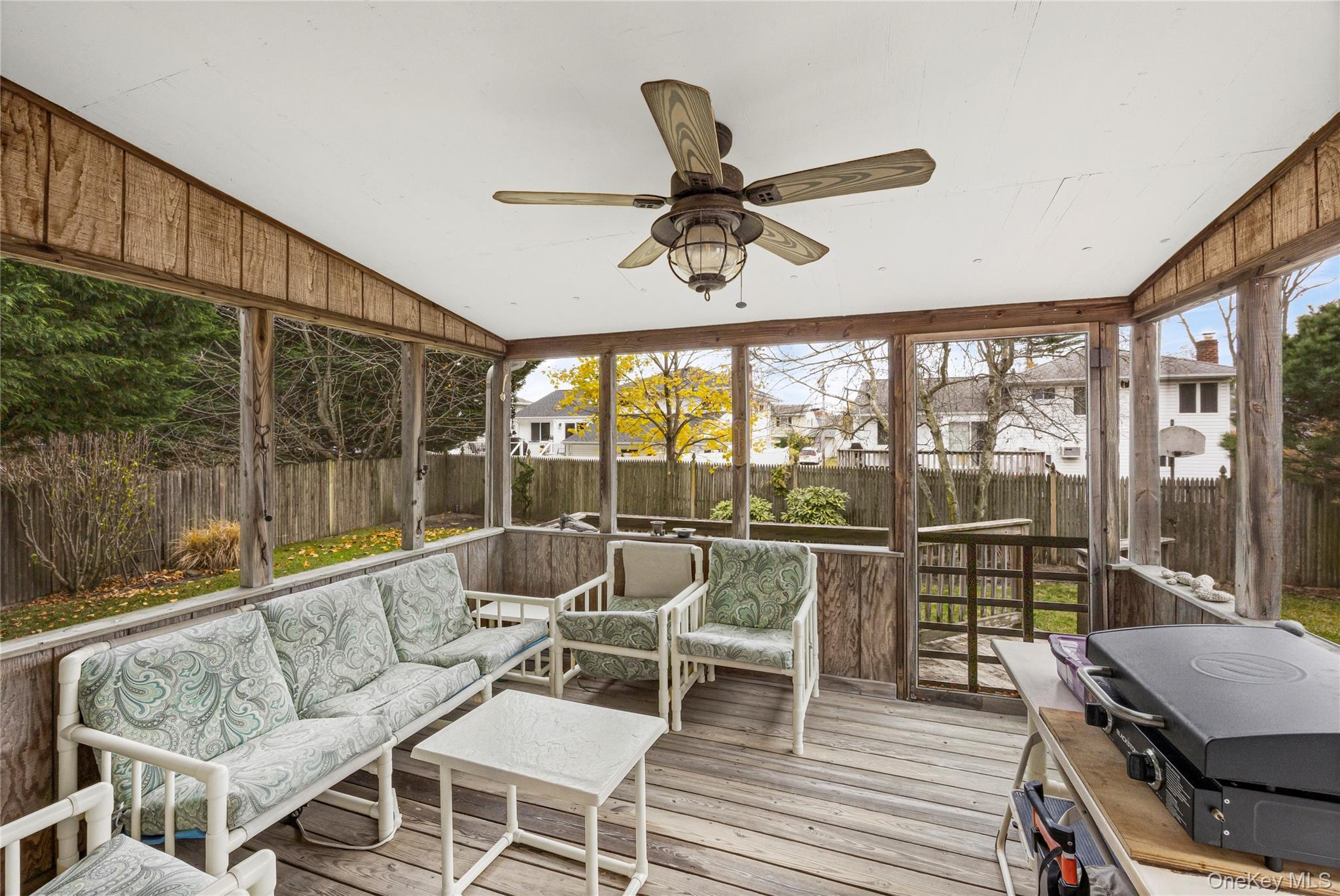 Single Family Florin Nassau County, NY 11710, MLS-938424-23