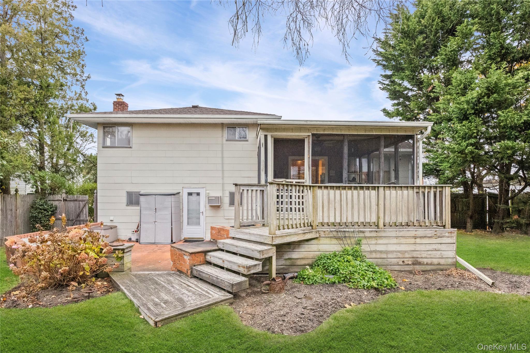 Single Family Florin Nassau County, NY 11710, MLS-938424-24