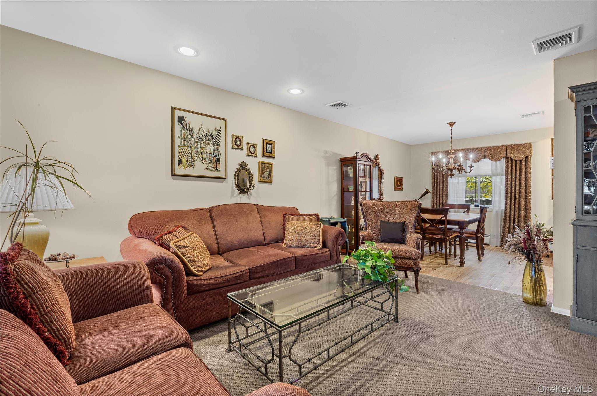 Single Family Florin Nassau County, NY 11710, MLS-938424-5