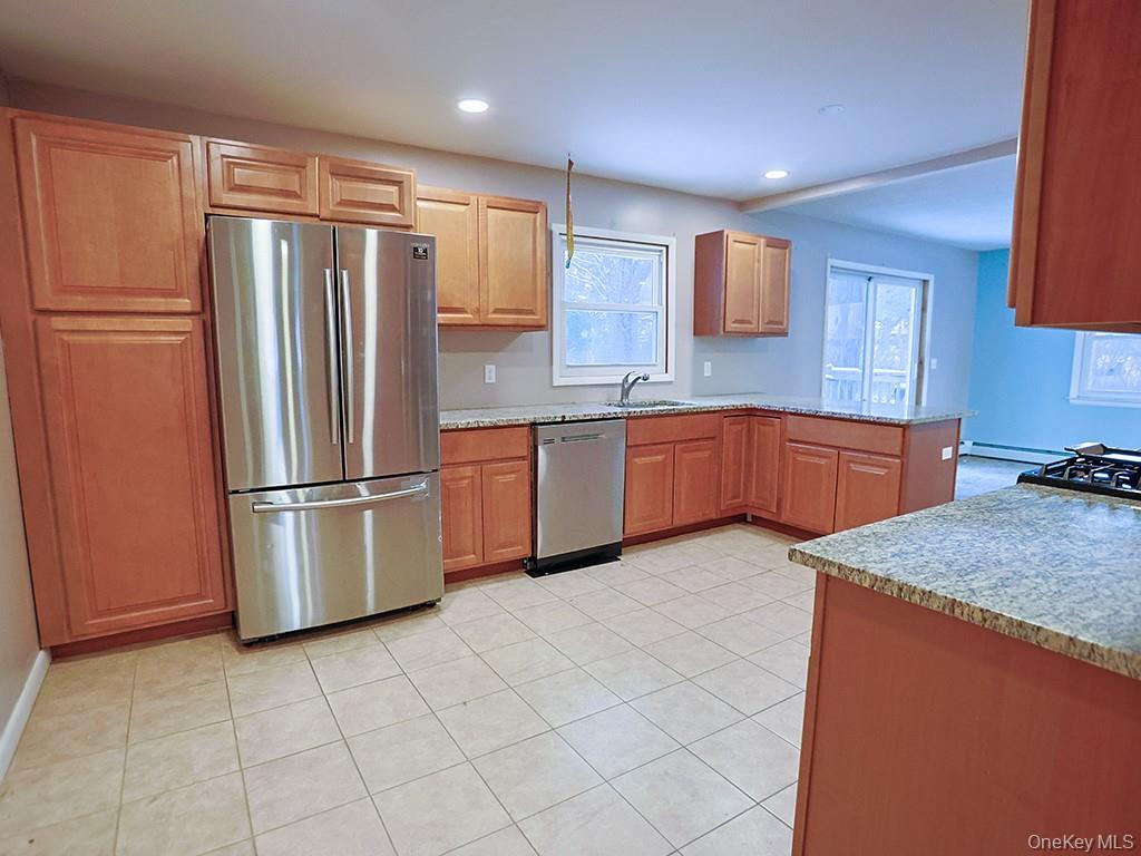 Single Family Kingston  Sullivan County, NY 12790, MLS-938429-10