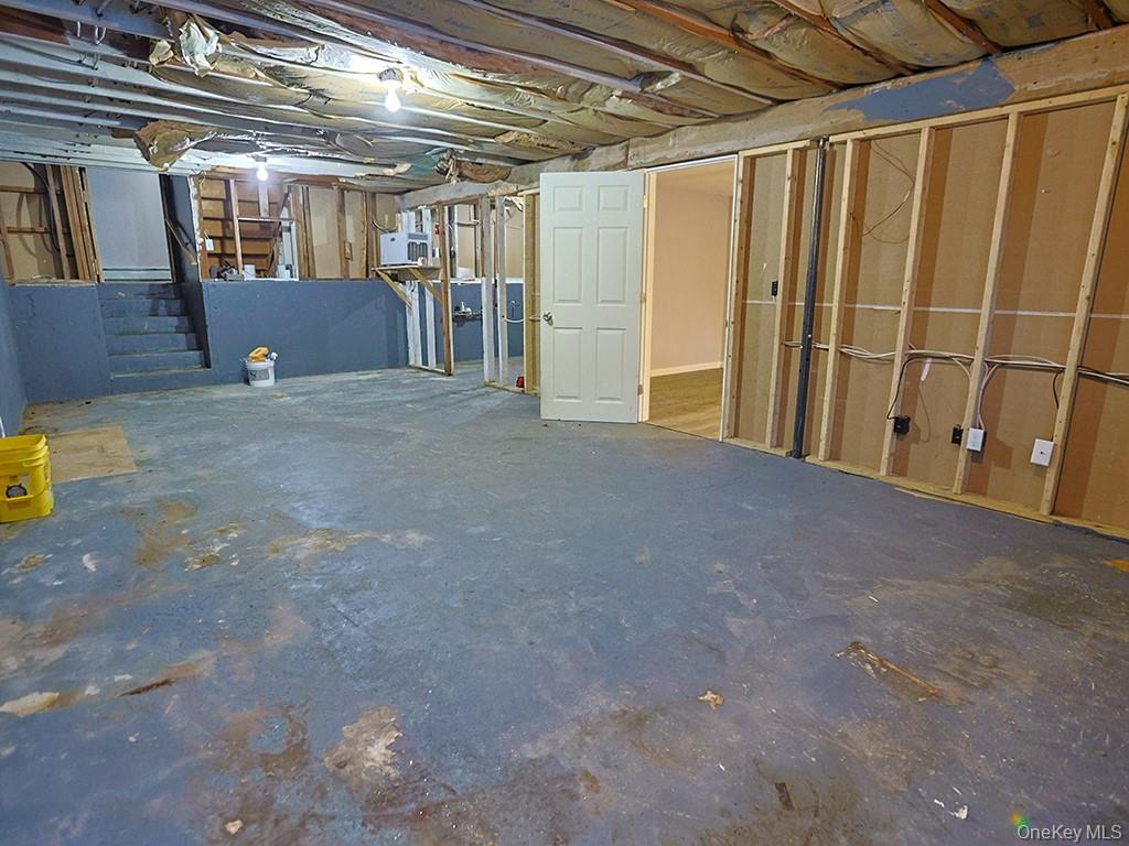 Single Family Kingston  Sullivan County, NY 12790, MLS-938429-33