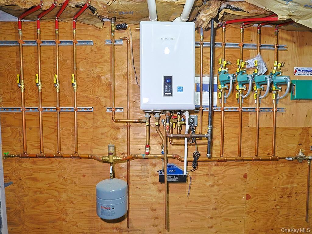 Single Family Kingston  Sullivan County, NY 12790, MLS-938429-34