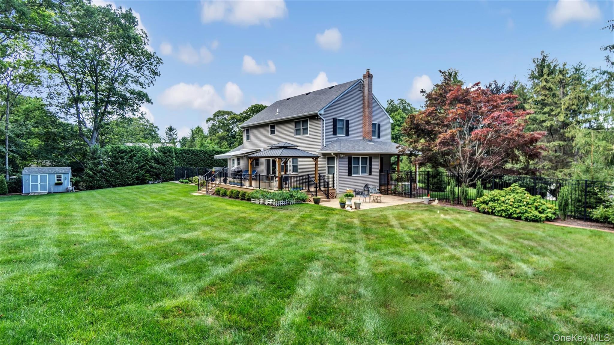 Single Family Landing Suffolk County, NY 11933, MLS-938486-26