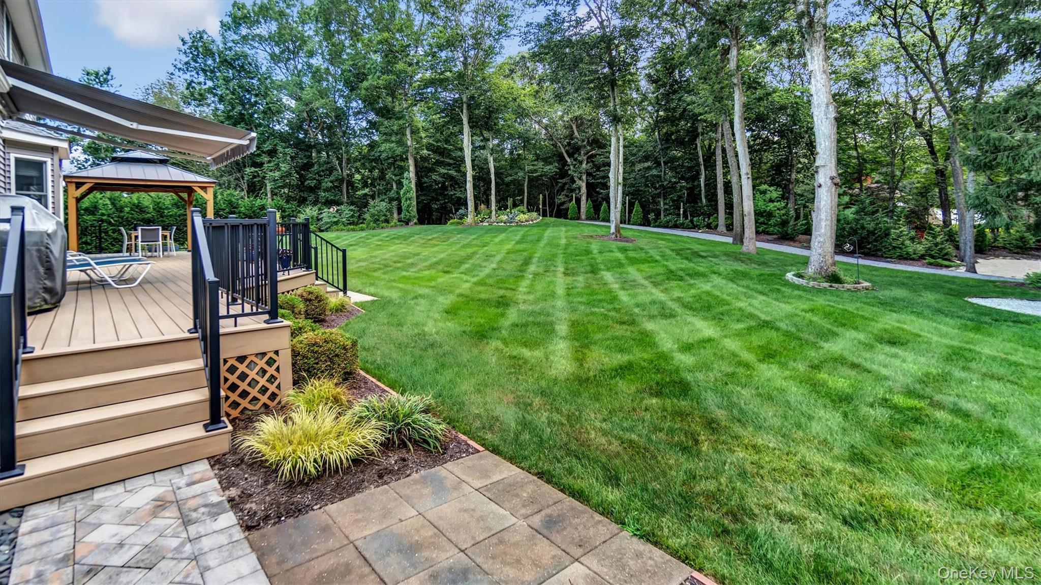 Single Family Landing Suffolk County, NY 11933, MLS-938486-31