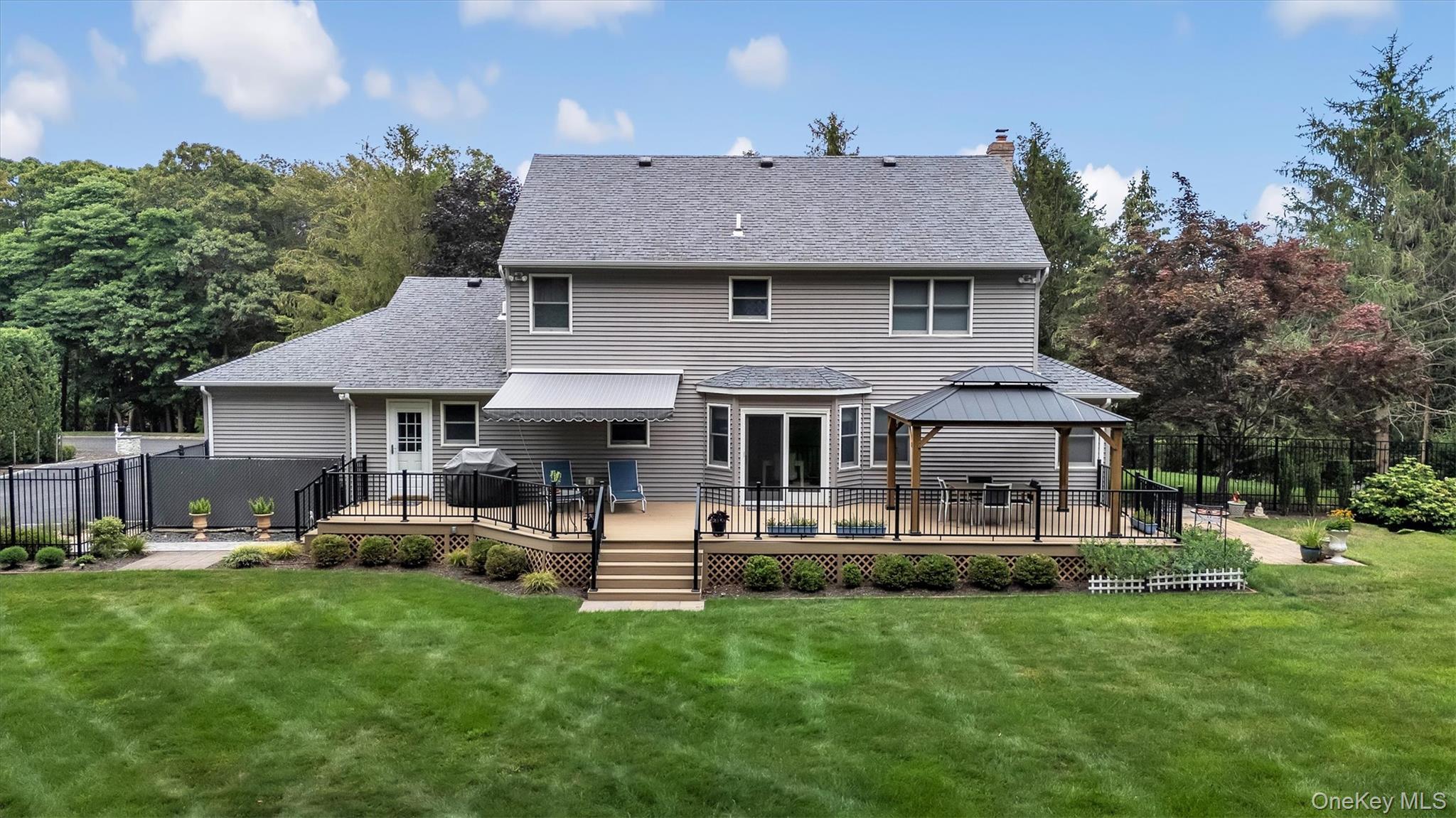 Single Family Landing Suffolk County, NY 11933, MLS-938486-37