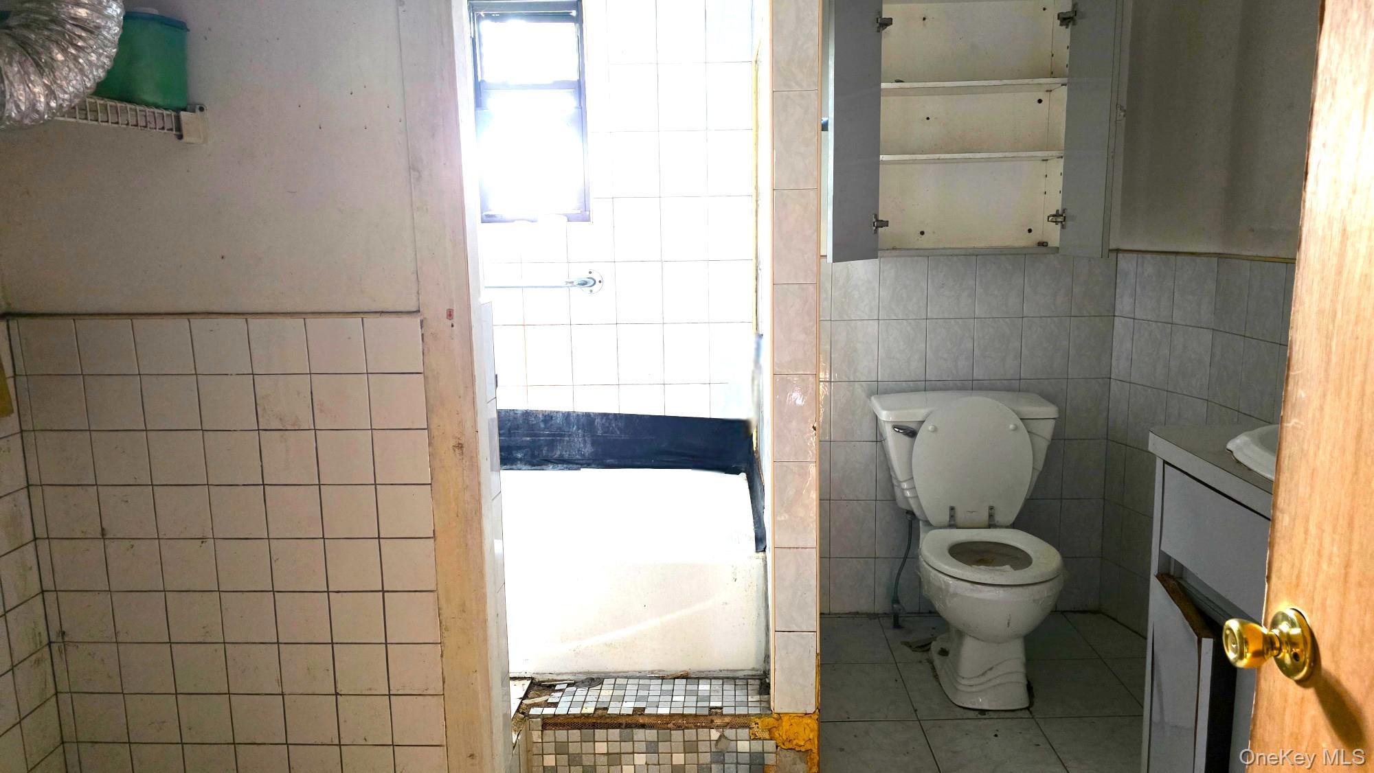 Single Family 91st  Brooklyn, NY 11236, MLS-938488-5