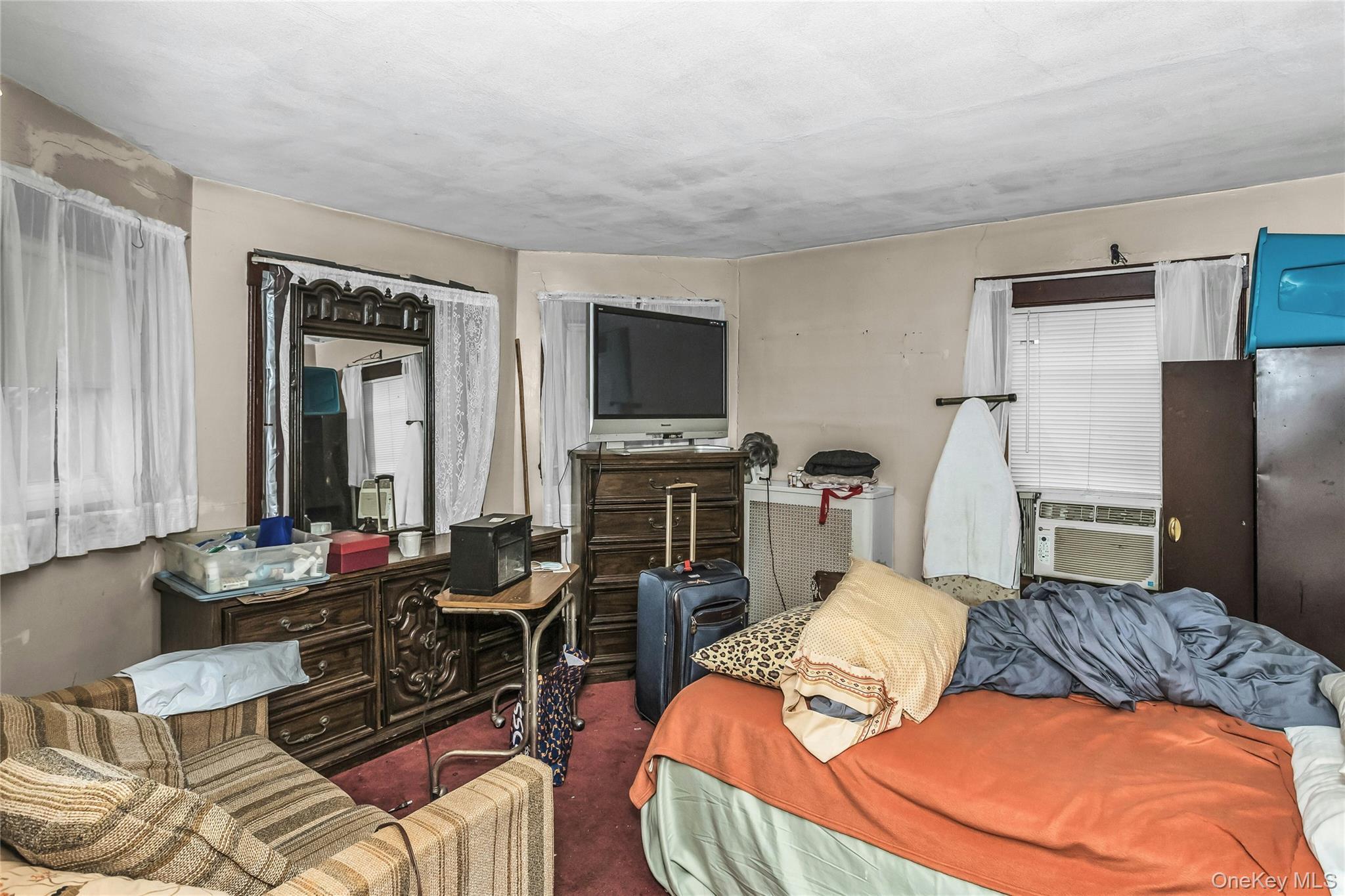 Single Family Fulton Nassau County, NY 11575, MLS-938495-17