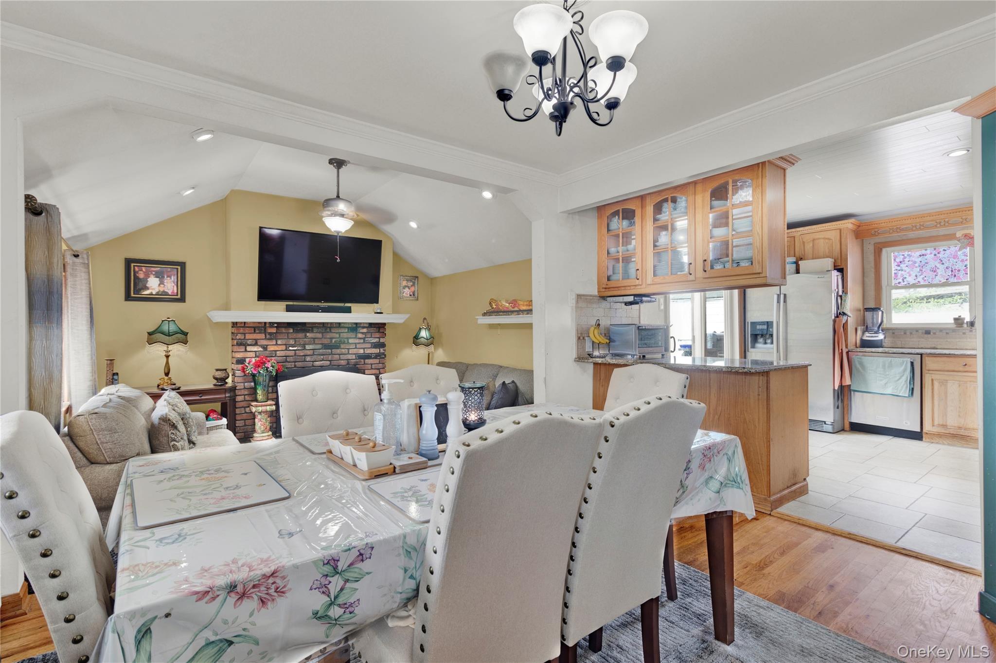 Single Family Cottage Boulevard Nassau County, NY 11801, MLS-938500-7