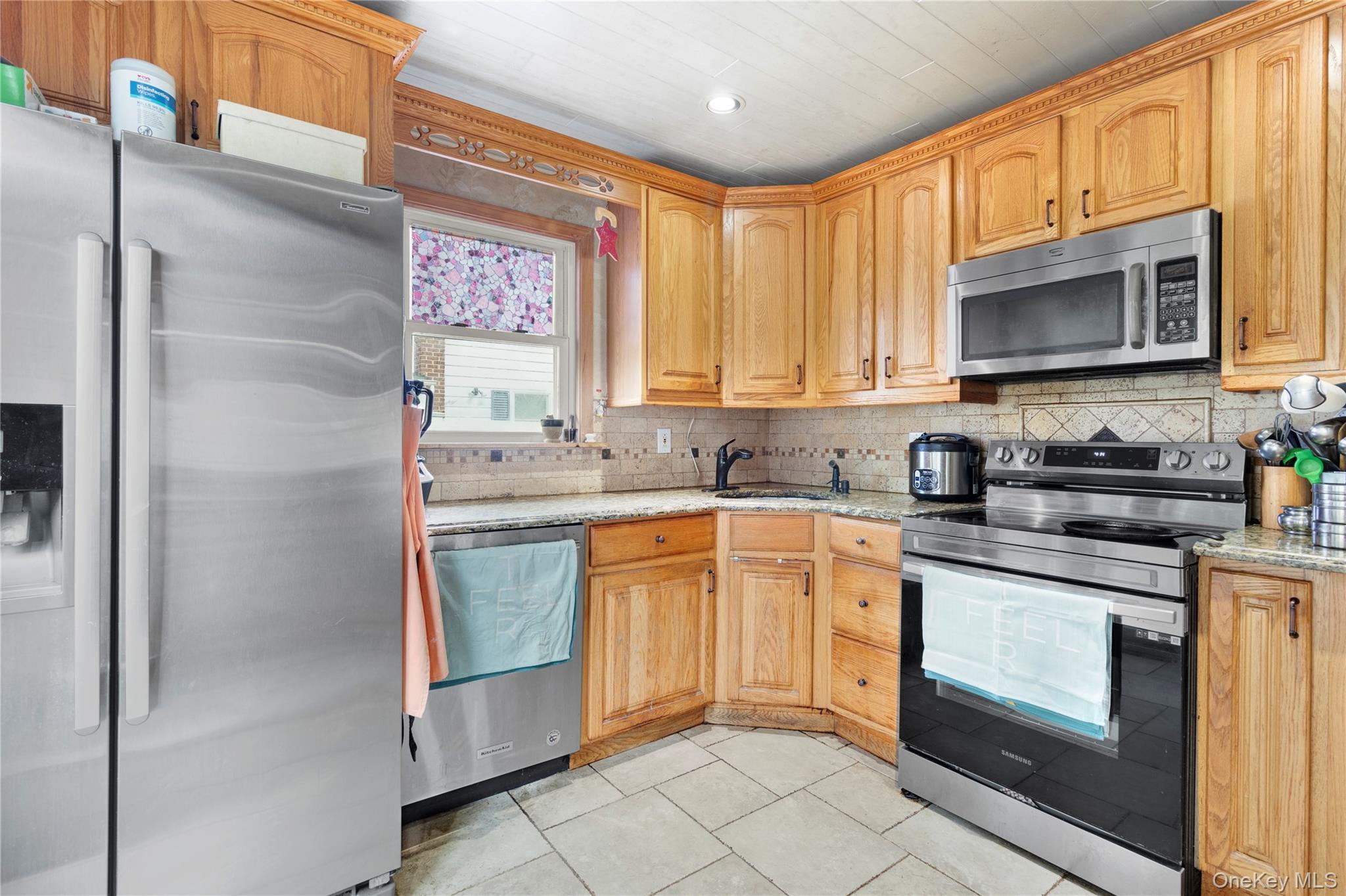 Single Family Cottage Boulevard Nassau County, NY 11801, MLS-938500-9