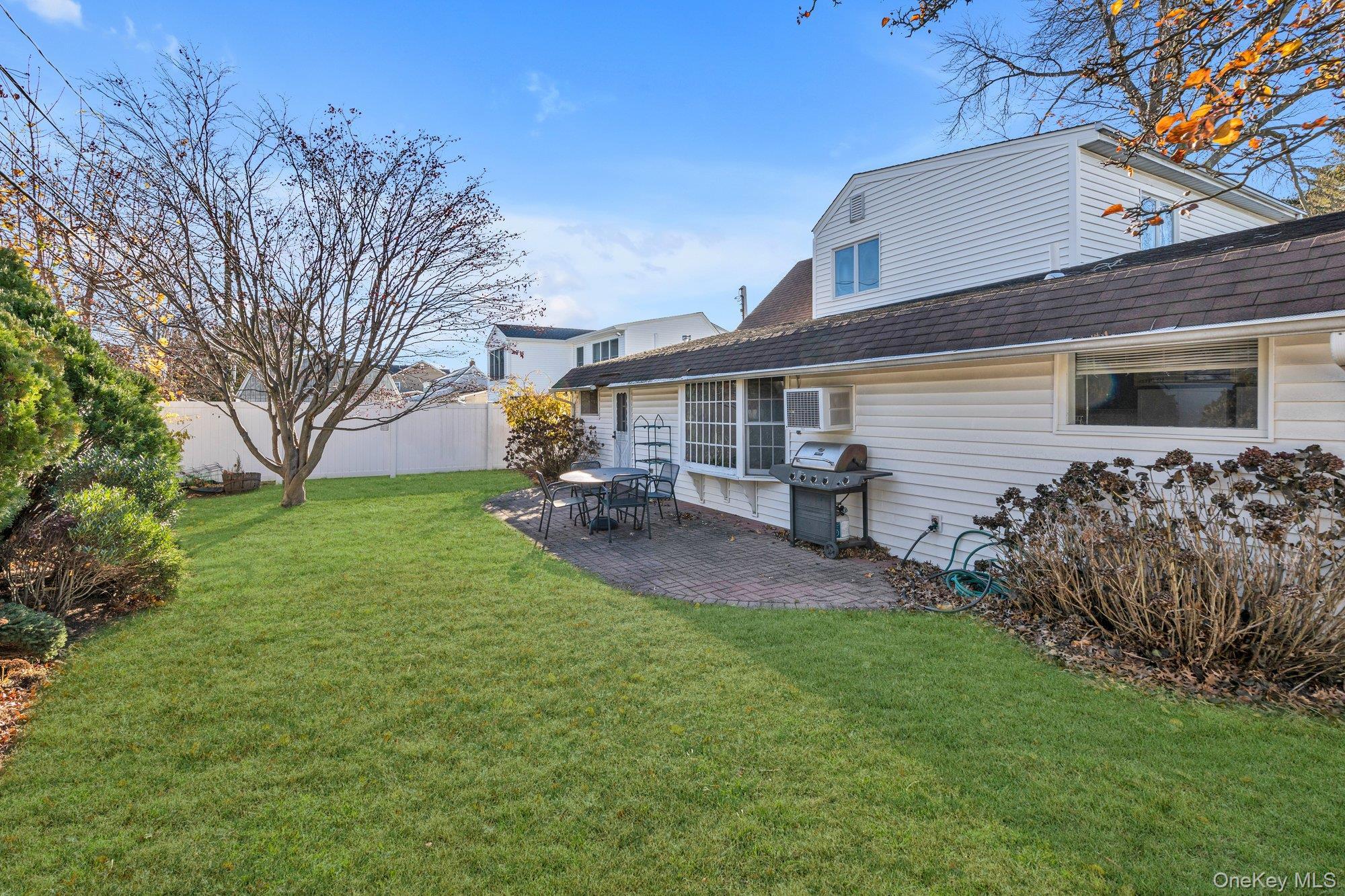 Single Family March  Nassau County, NY 11590, MLS-938508-16