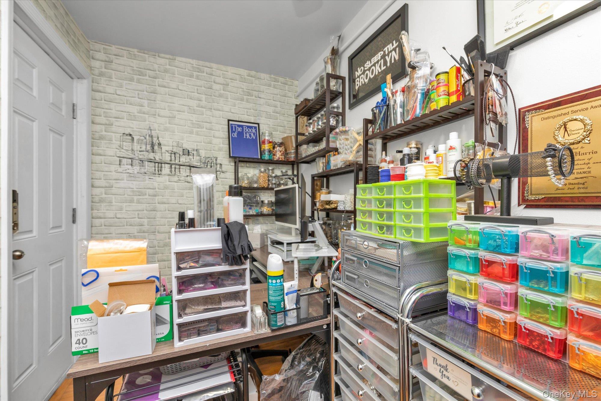 Single Family 141st  Queens, NY 11413, MLS-938542-10