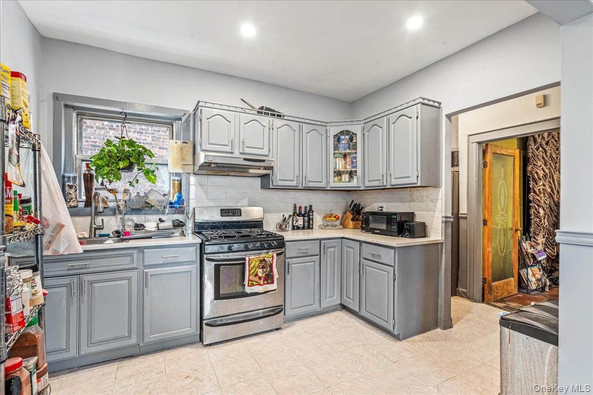 Single Family Troy  Brooklyn, NY 11203, MLS-938562-10