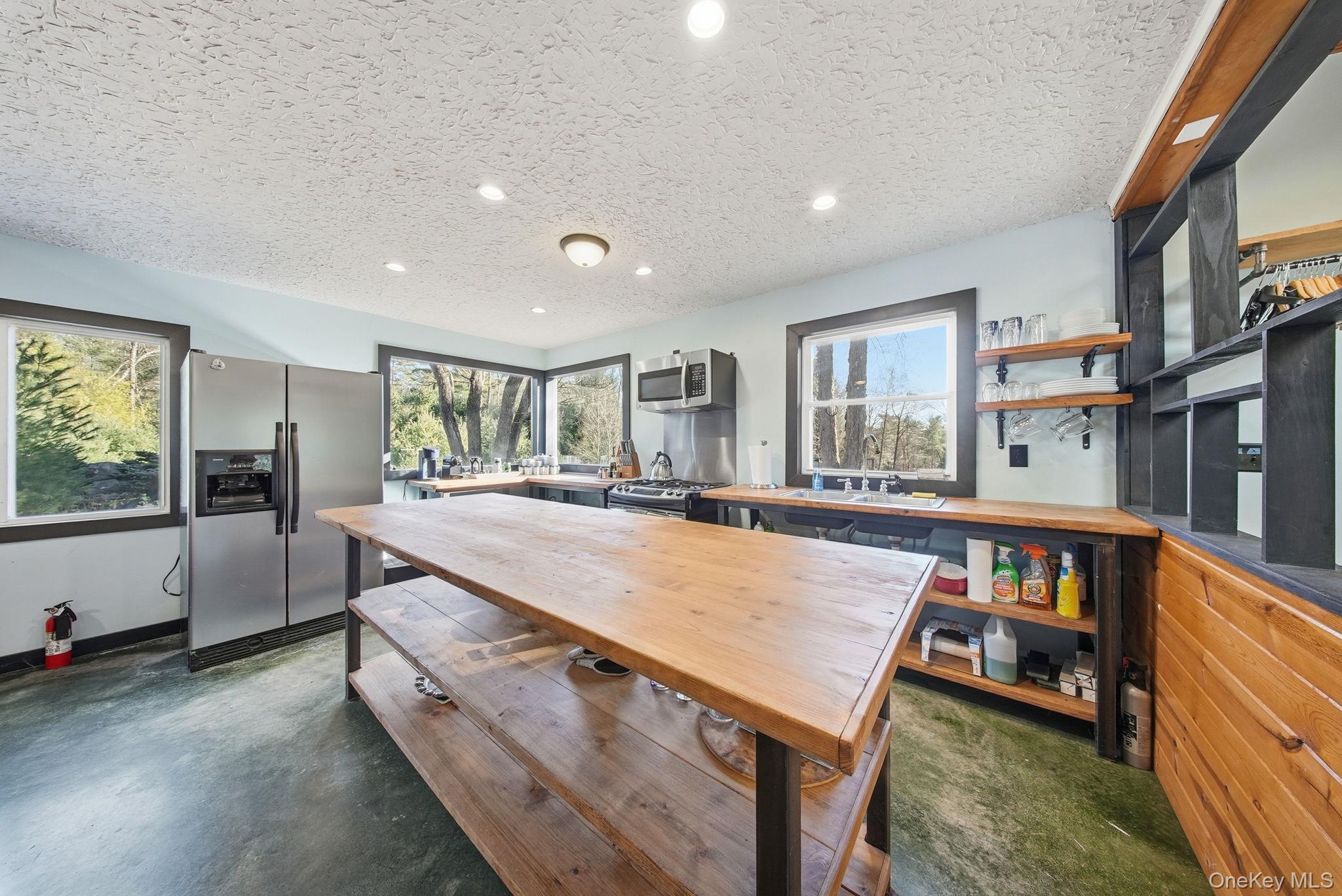 Single Family Yulan Barryville Sullivan County, NY 12719, MLS-938570-10