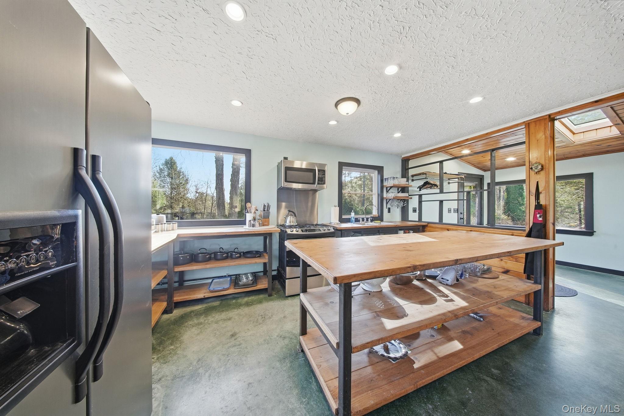 Single Family Yulan Barryville Sullivan County, NY 12719, MLS-938570-11