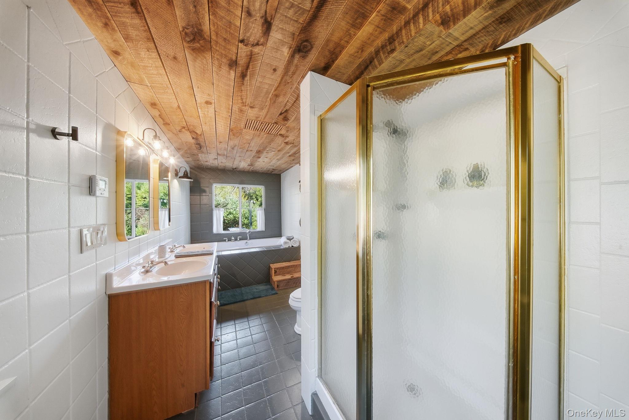 Single Family Yulan Barryville Sullivan County, NY 12719, MLS-938570-22