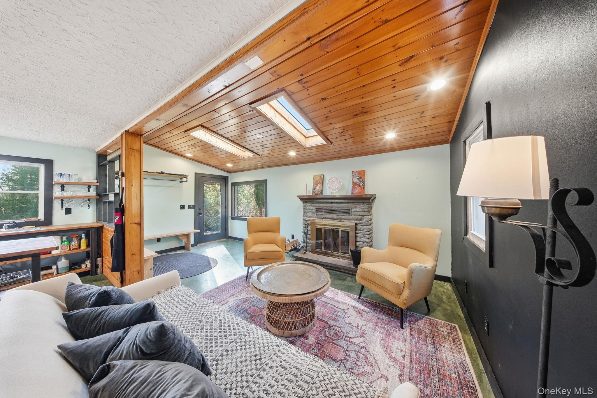 Single Family Yulan Barryville Sullivan County, NY 12719, MLS-938570-8