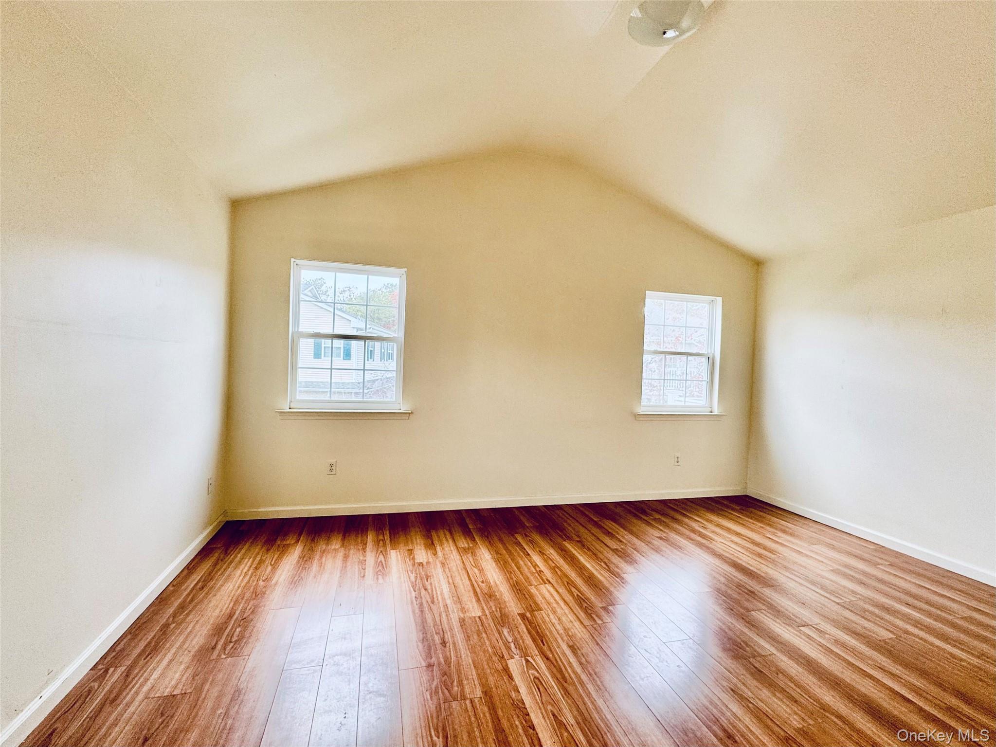 Condo Aerie Suffolk County, NY 11942, MLS-938602-16