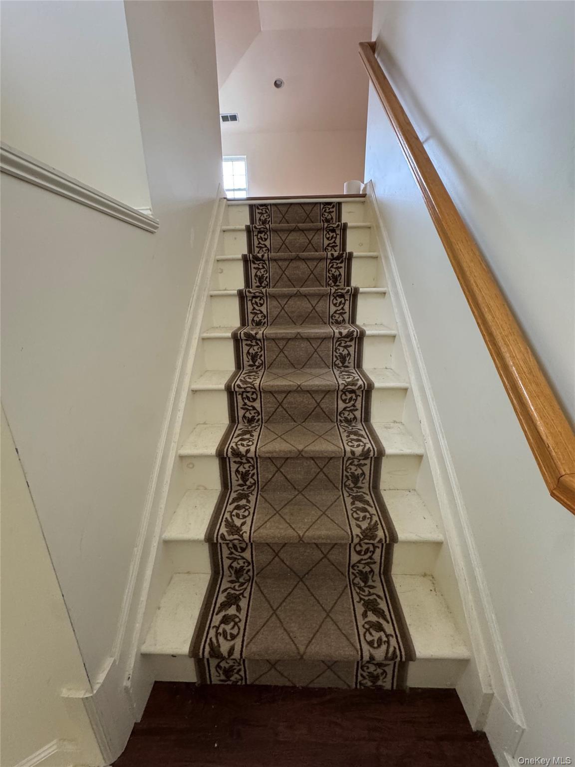 Condo Aerie Suffolk County, NY 11942, MLS-938602-19