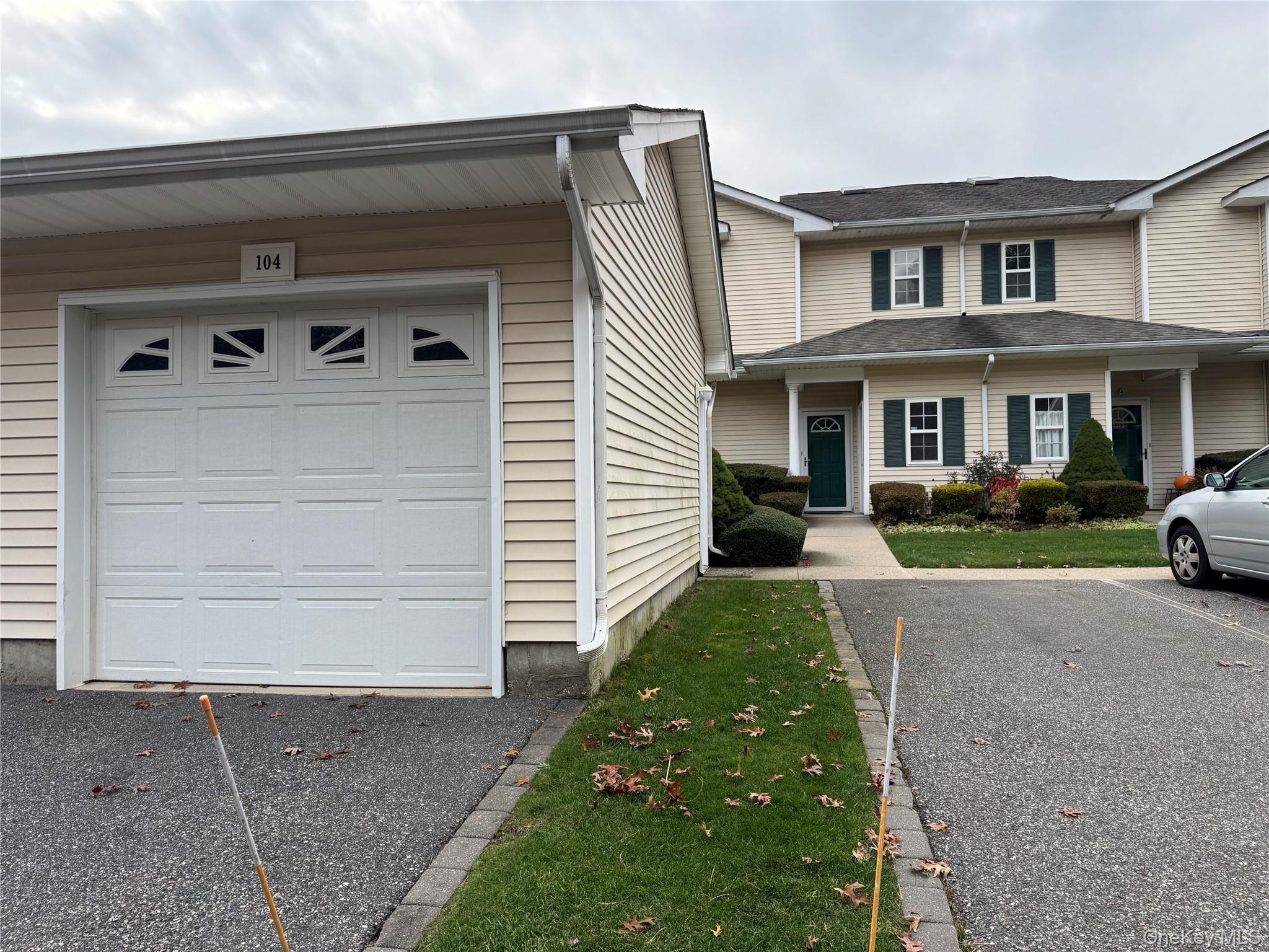 Condo Aerie  Suffolk County, NY 11942, MLS-938602-31