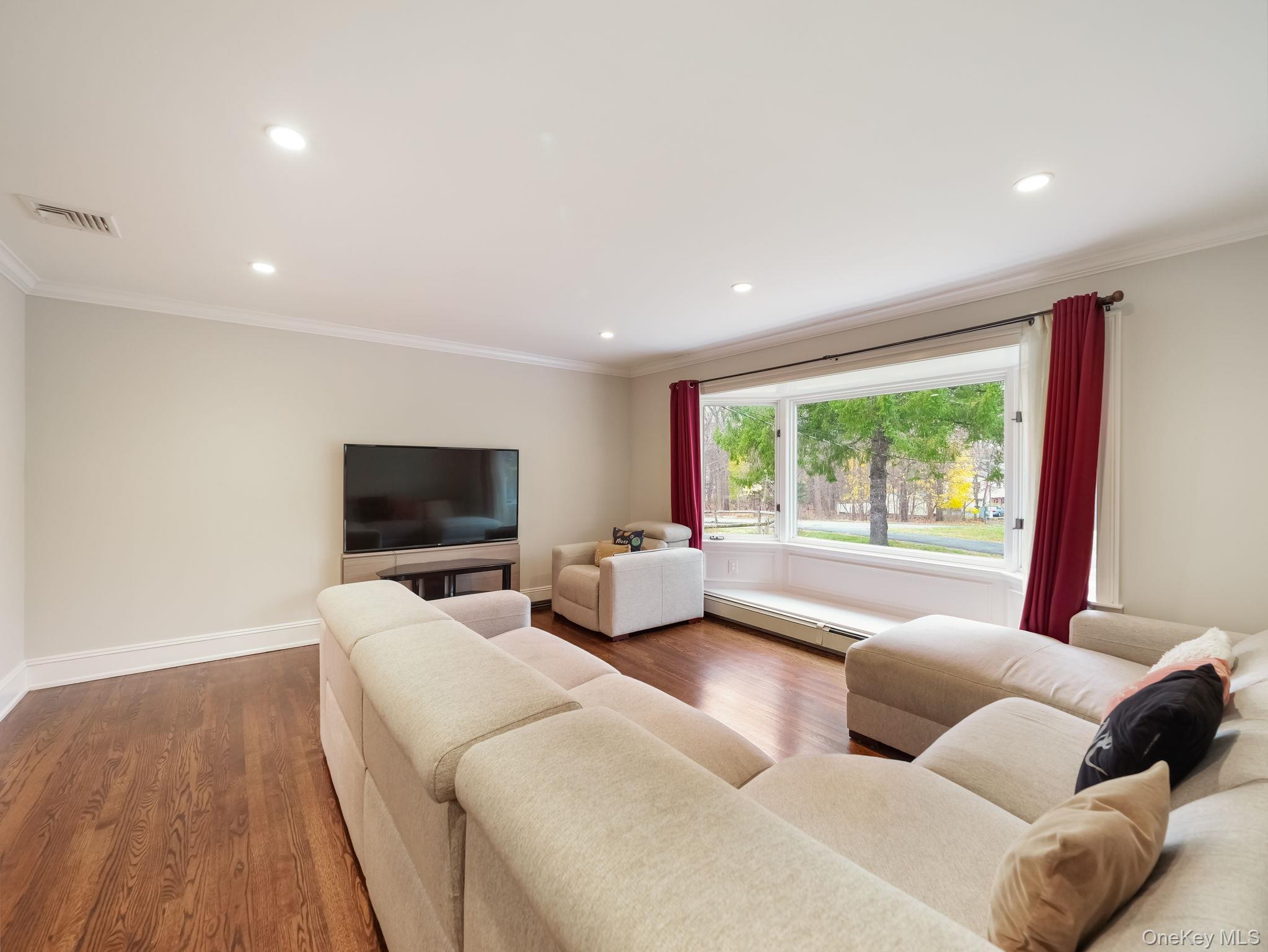 Single Family Lincoln Rockland County, NY 10965, MLS-938603-10