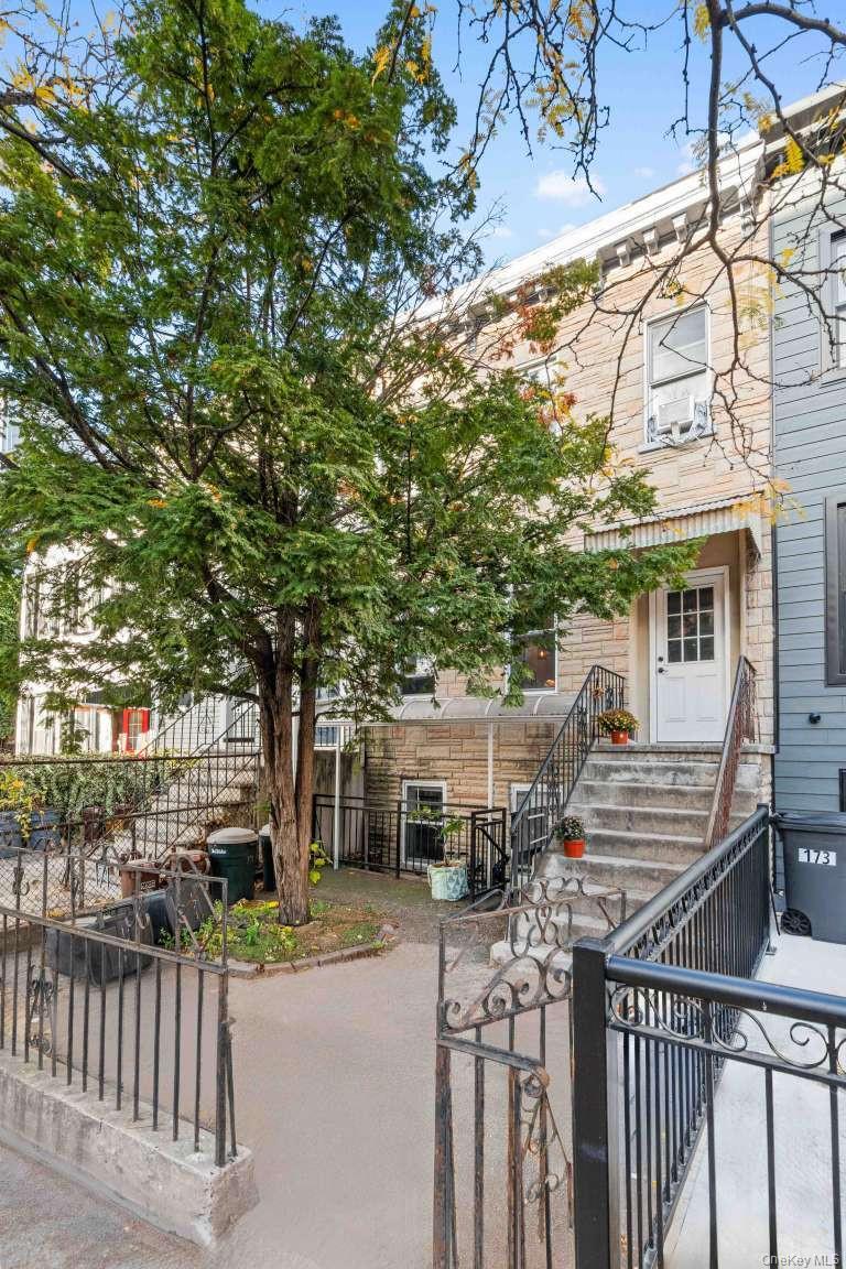 Single Family 8th  Brooklyn, NY 11215, MLS-938611-12