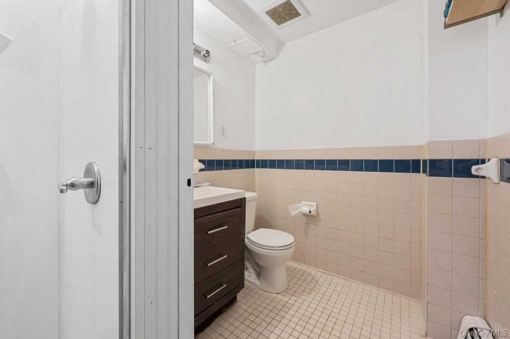 Single Family Barbey Brooklyn, NY 11207, MLS-938627-32