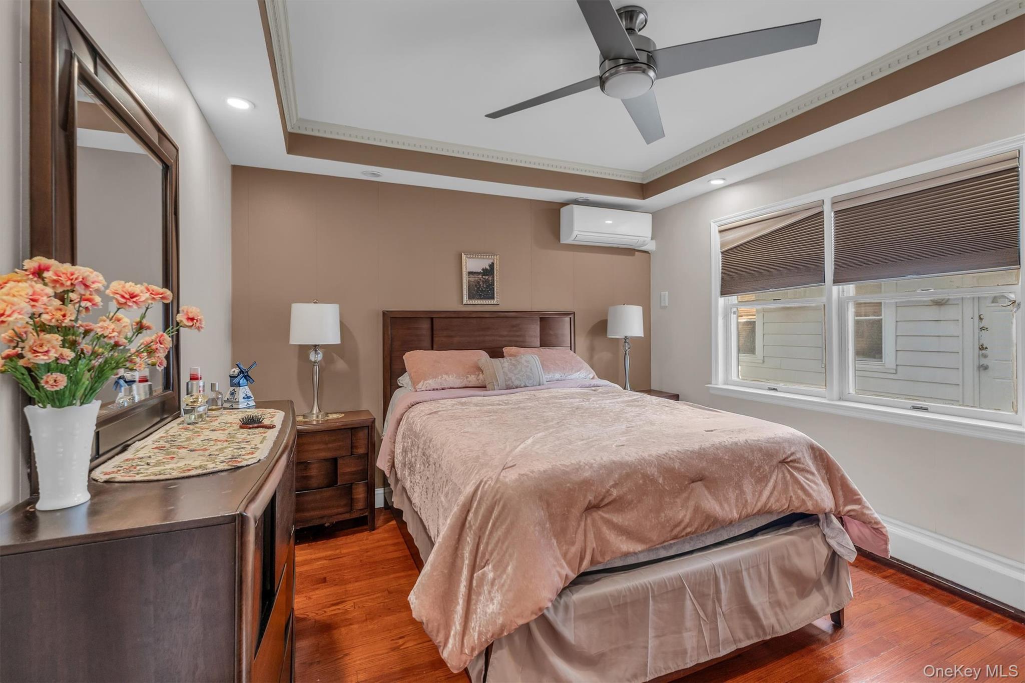 Single Family Liberty Nassau County, NY 11580, MLS-938633-8