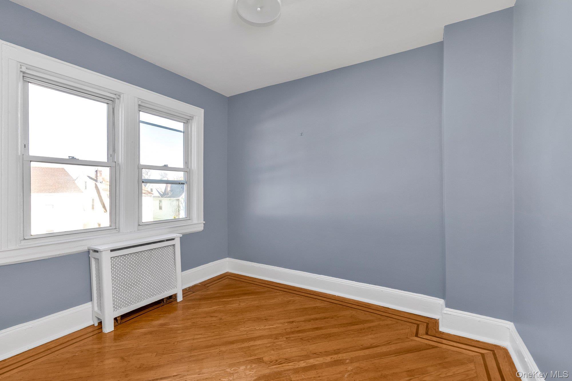 Single Family Vanderveer  Queens, NY 11427, MLS-938642-10