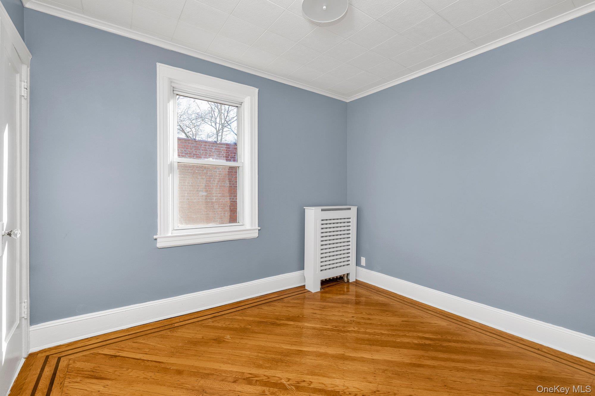 Single Family Vanderveer  Queens, NY 11427, MLS-938642-11