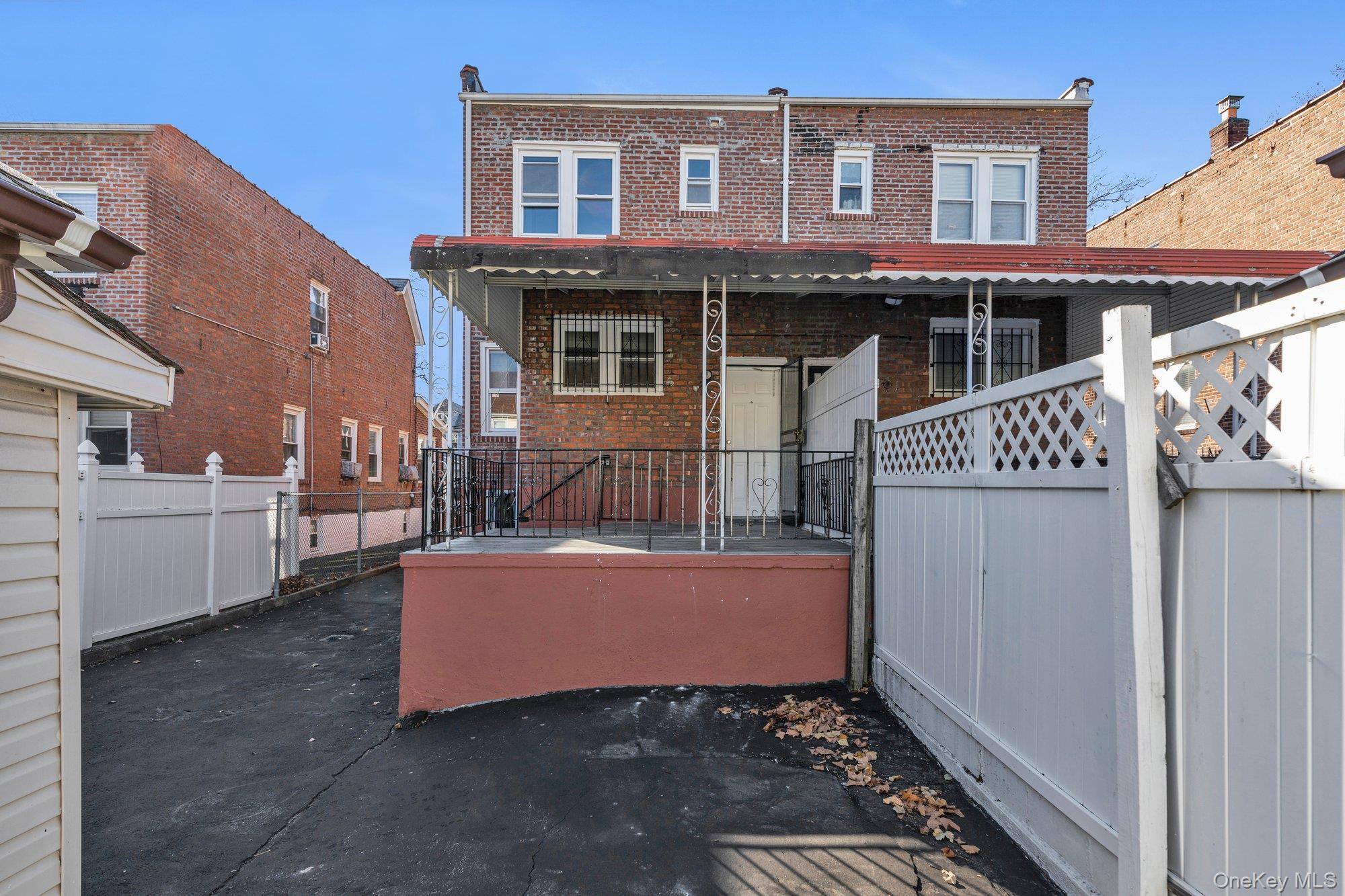 Single Family Vanderveer  Queens, NY 11427, MLS-938642-15