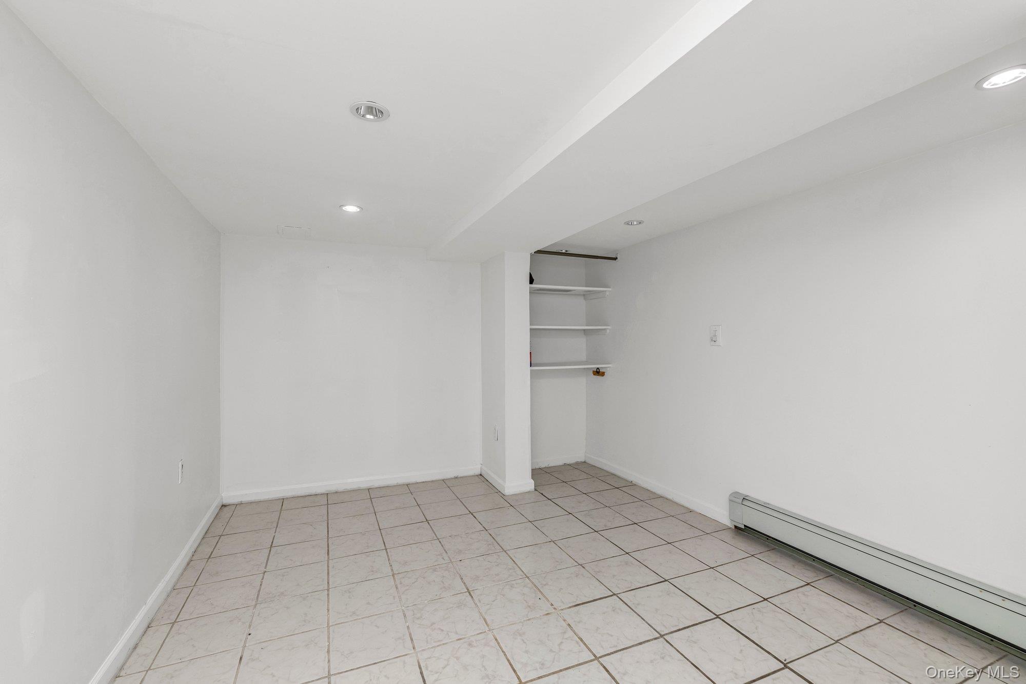 Single Family Vanderveer  Queens, NY 11427, MLS-938642-19