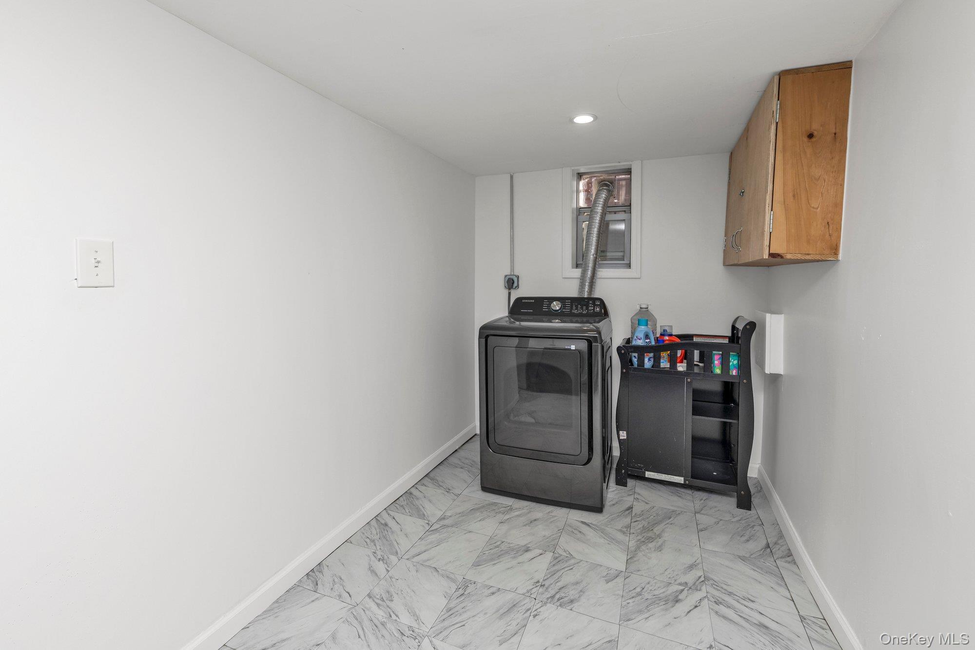 Single Family Vanderveer  Queens, NY 11427, MLS-938642-20