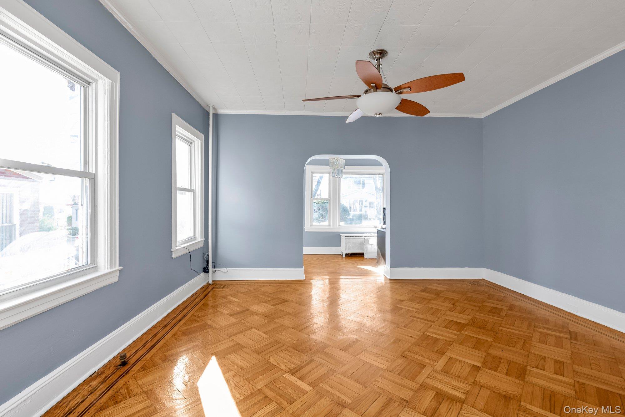 Single Family Vanderveer  Queens, NY 11427, MLS-938642-5