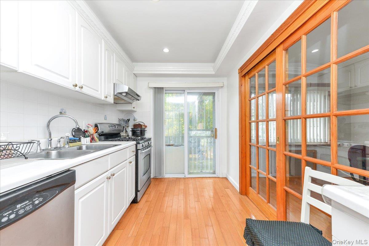 Single Family 39 Queens, NY 11358, MLS-938650-5