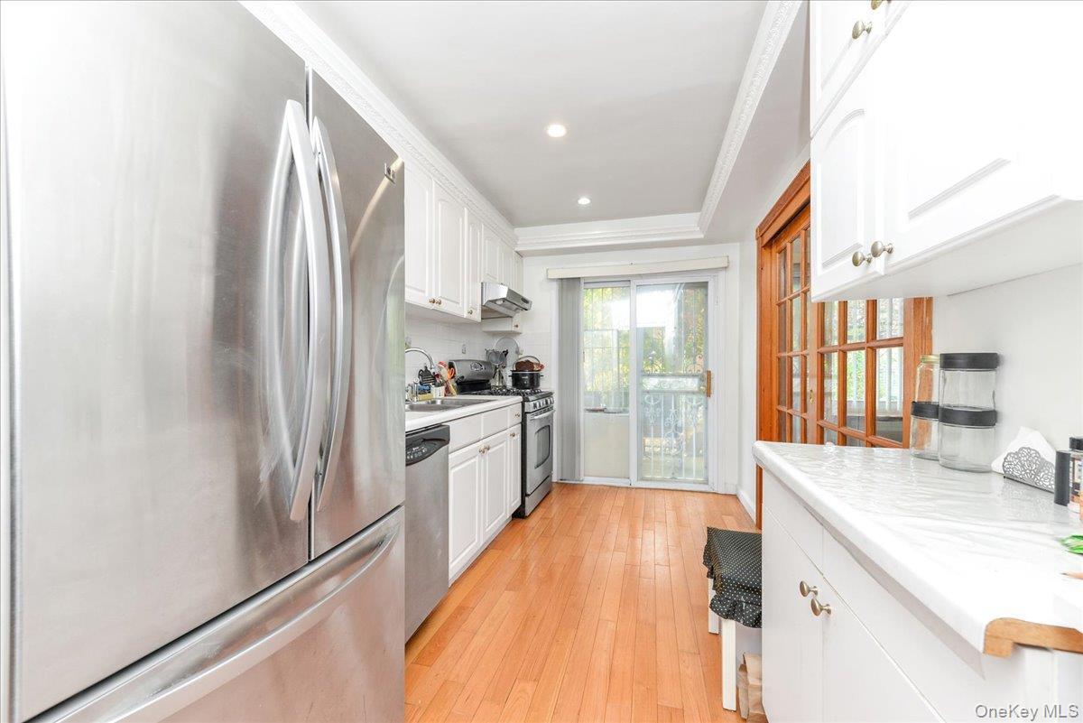 Single Family 39 Queens, NY 11358, MLS-938650-6