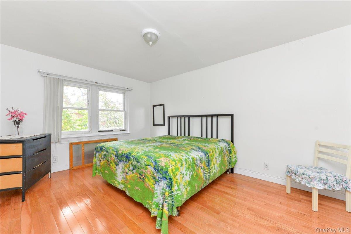 Single Family 39 Queens, NY 11358, MLS-938650-8