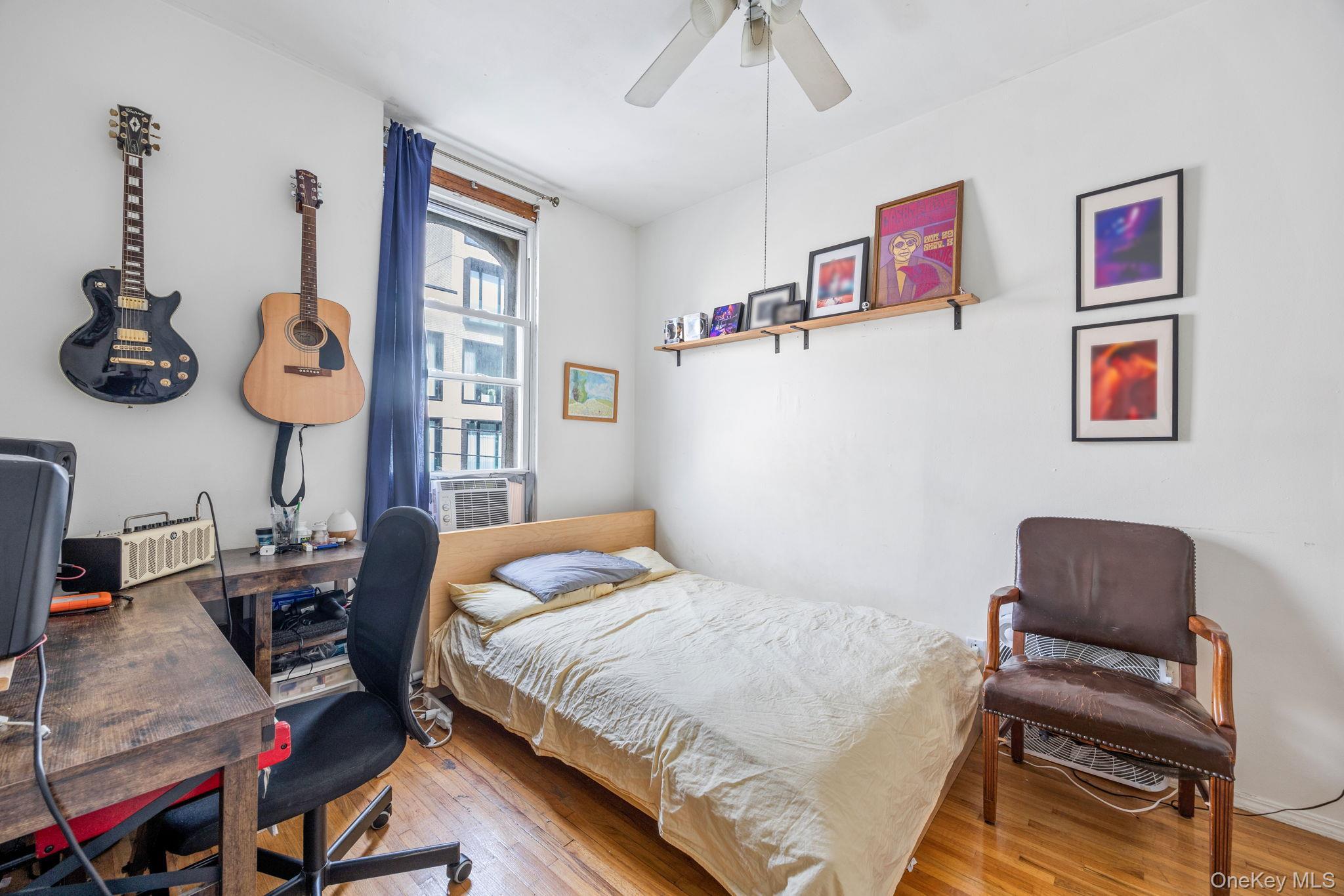 Single Family N 8th St  Brooklyn, NY 11211, MLS-938652-14
