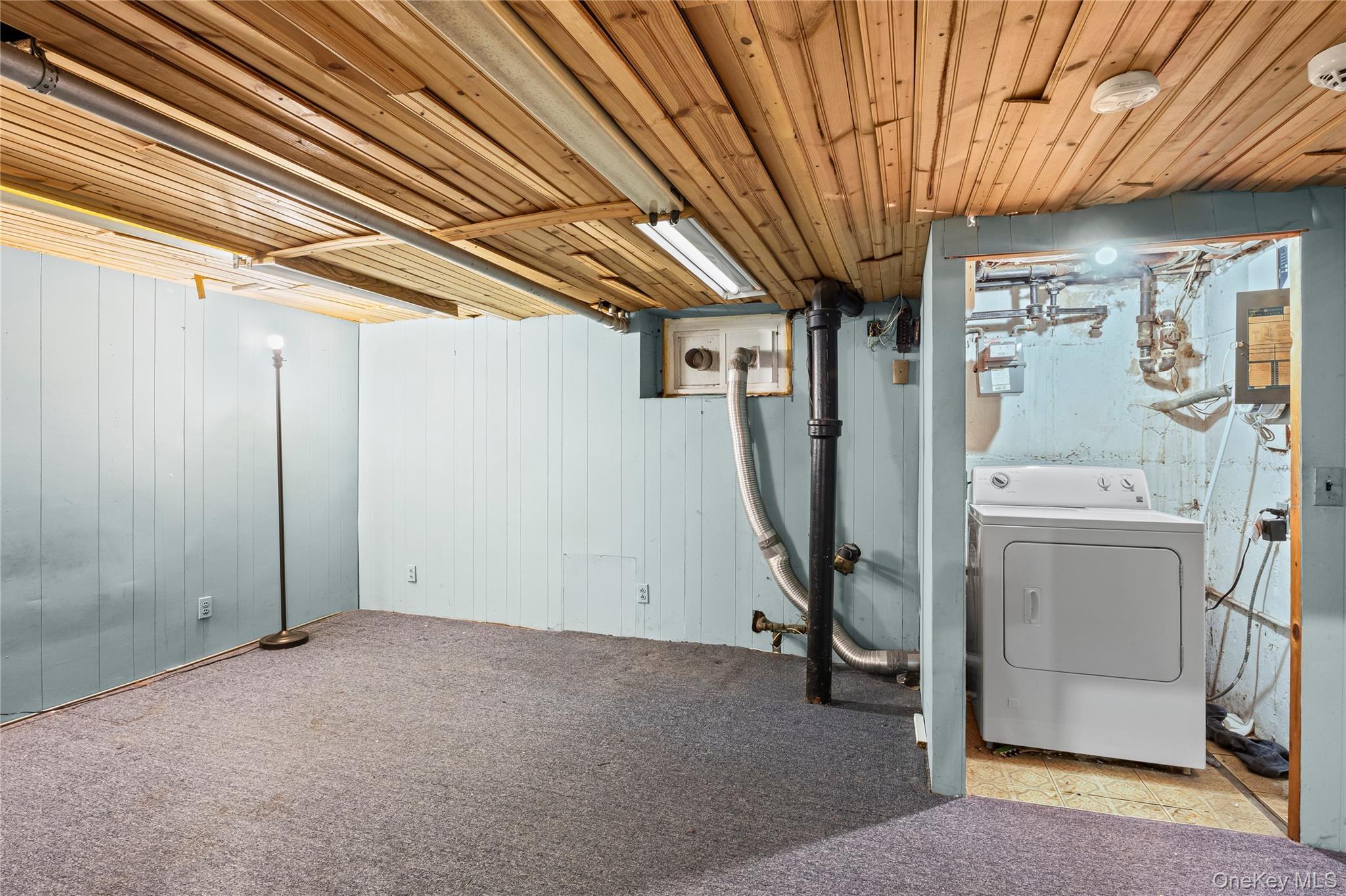 Single Family Groton Queens, NY 11375, MLS-938661-25