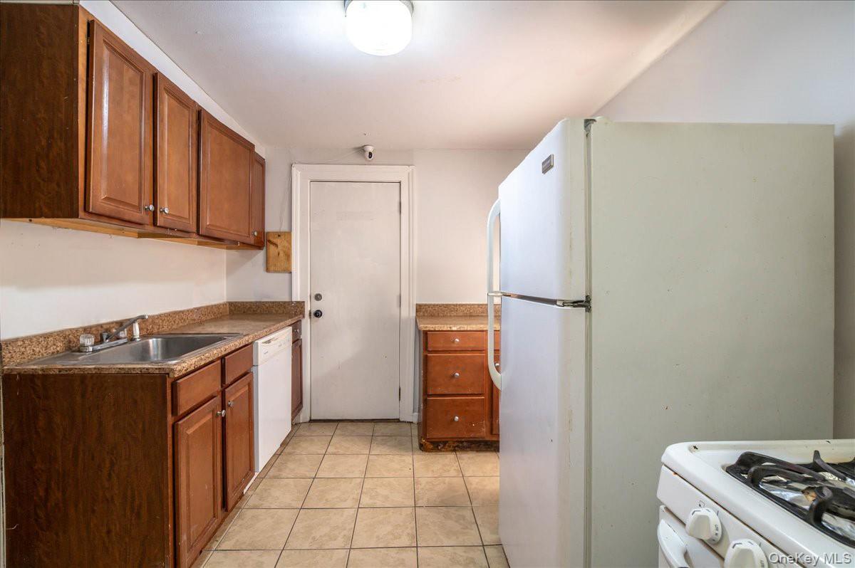 Single Family Catherine  Rockland County, NY 10960, MLS-938664-3