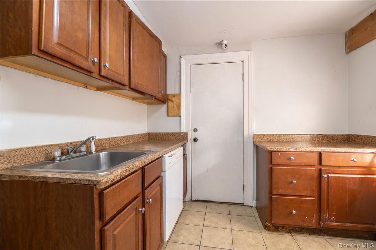 Single Family Catherine  Rockland County, NY 10960, MLS-938664-4