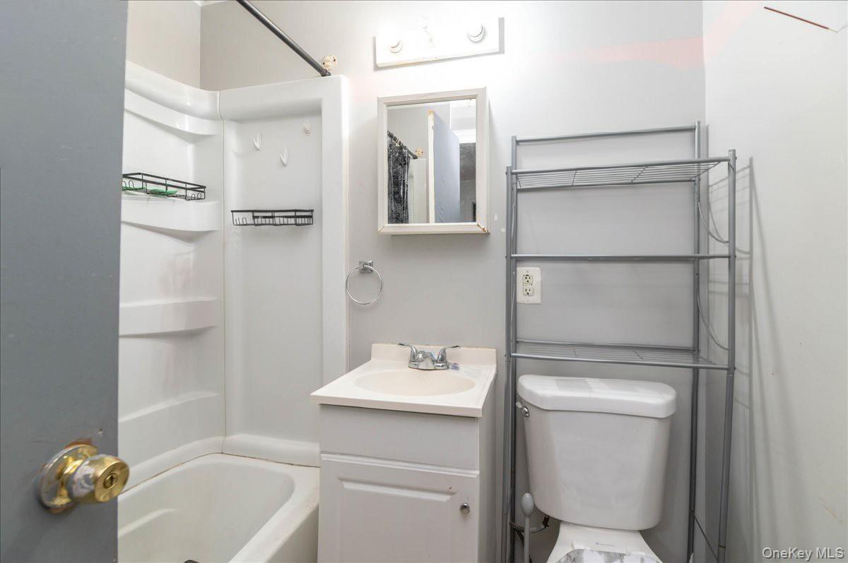 Single Family Catherine  Rockland County, NY 10960, MLS-938664-8