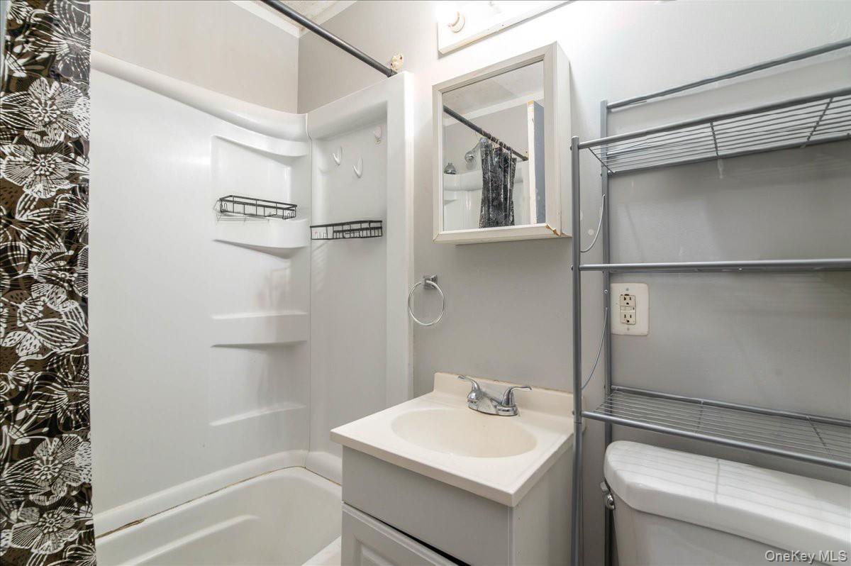 Single Family Catherine  Rockland County, NY 10960, MLS-938664-9