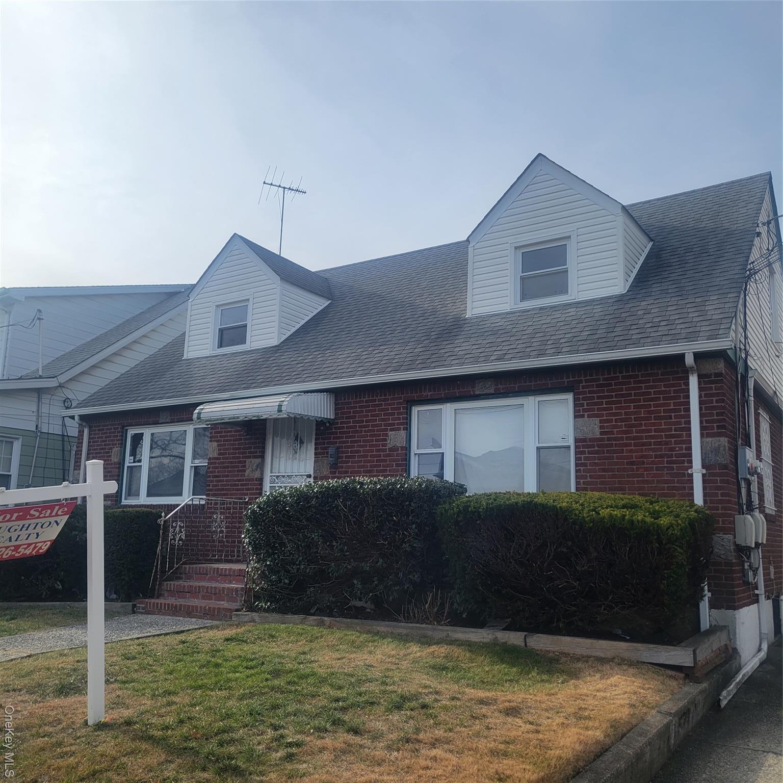 Single Family 203rd Queens, NY 11412, MLS-938701-17