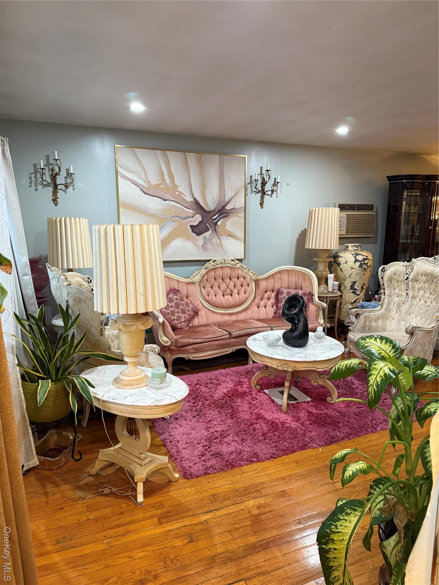 Single Family 220th Queens, NY 11413, MLS-938705-2